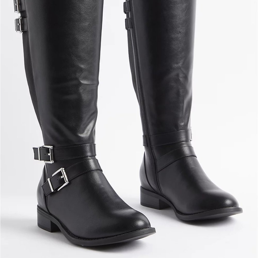 Torrid BUCKLE KNEE BOOT - BLACK (WW) | 10.5W